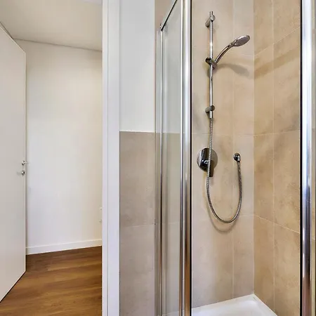 Liberty Apt Lierna *